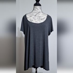 torrid Dark Charcoal Scoop Neck Short Sleeve Tee